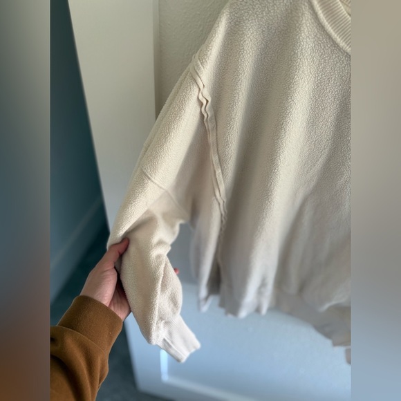 American Eagle Outfitters Cream Sweatshirt - Picture 7 of 8
